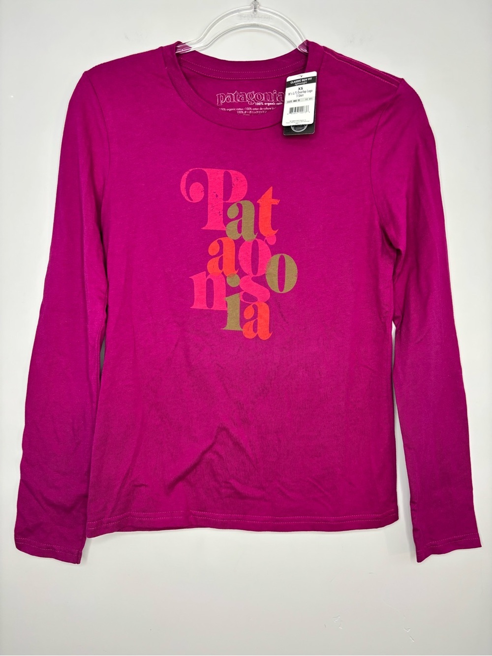 NWT Patagonia Women’s Long Sleeve Graphic Logo T-Shirt XS Magenta Organic Cotton